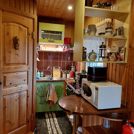 Tonise Holiday Houses Lilbi  ภายนอก รูปภาพ