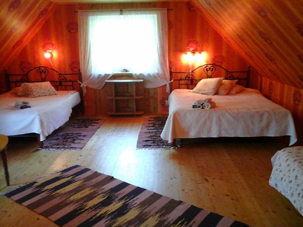 Tonise Holiday Houses Lilbi  ห้อง รูปภาพ