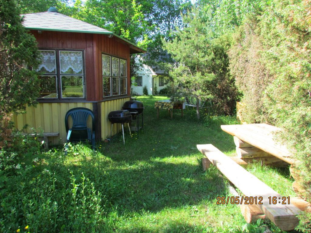 Tonise Holiday Houses Lilbi  ห้อง รูปภาพ