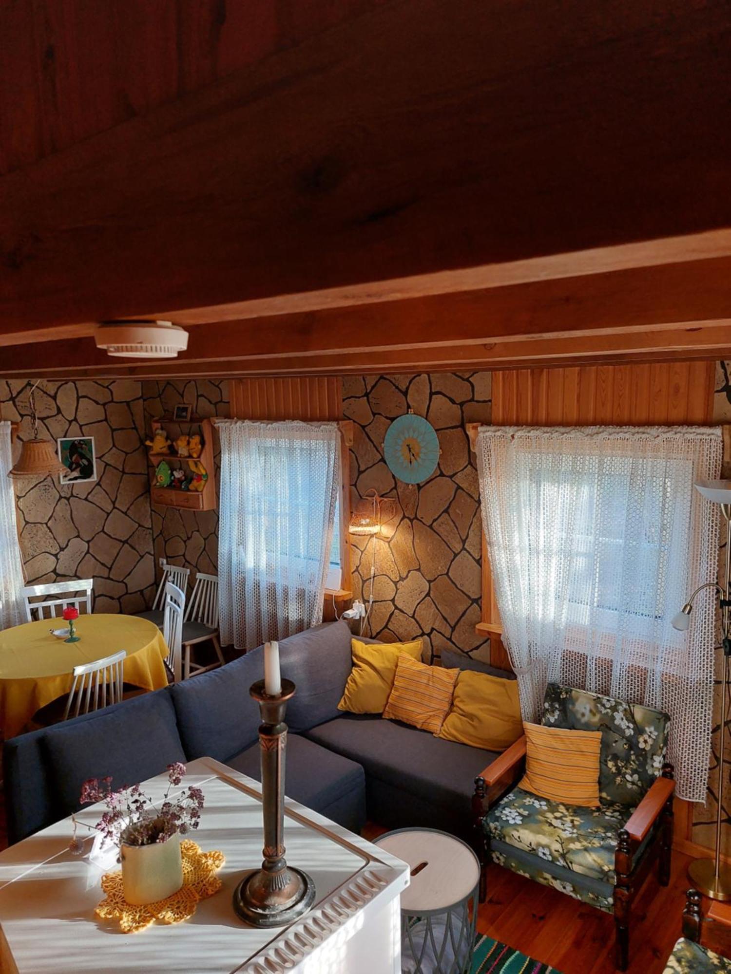 Tonise Holiday Houses Lilbi  ภายนอก รูปภาพ