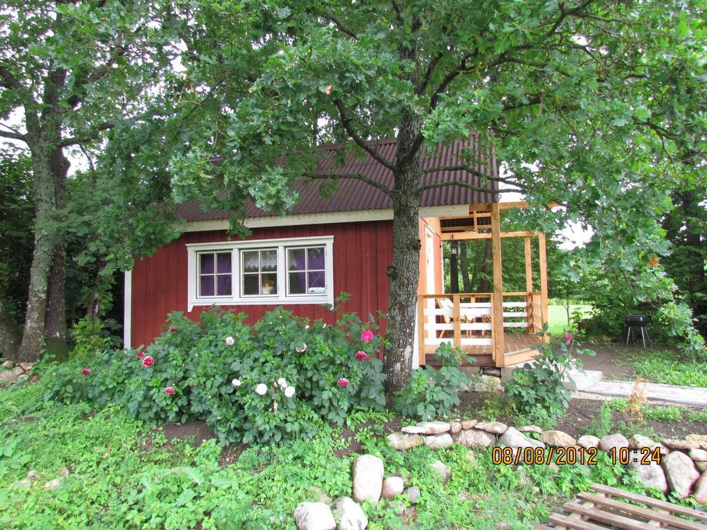 Tonise Holiday Houses Lilbi  ห้อง รูปภาพ