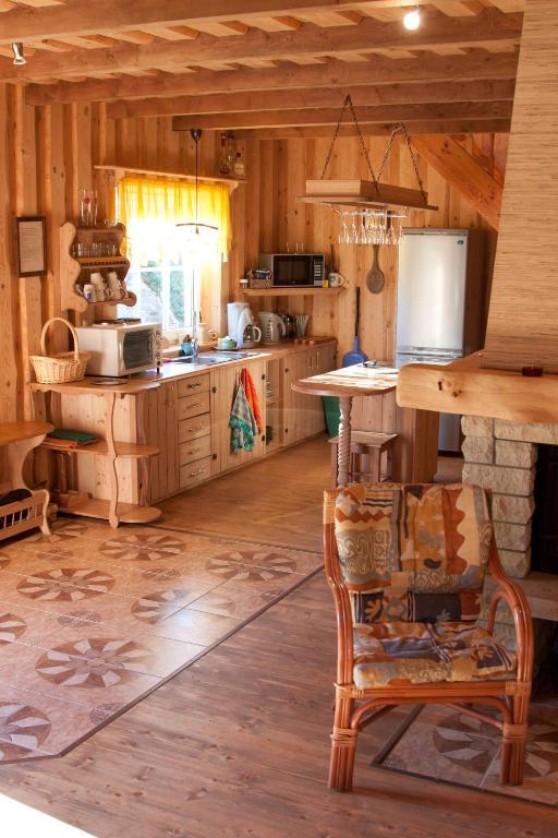 Tonise Holiday Houses Lilbi  ภายนอก รูปภาพ